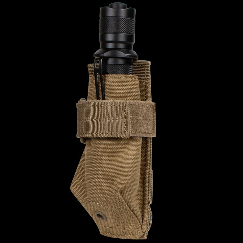 Flashlight pouch
