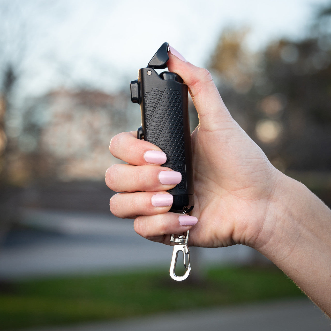 Sabre pepper gel safe escape 3-IN-1 automotive tool